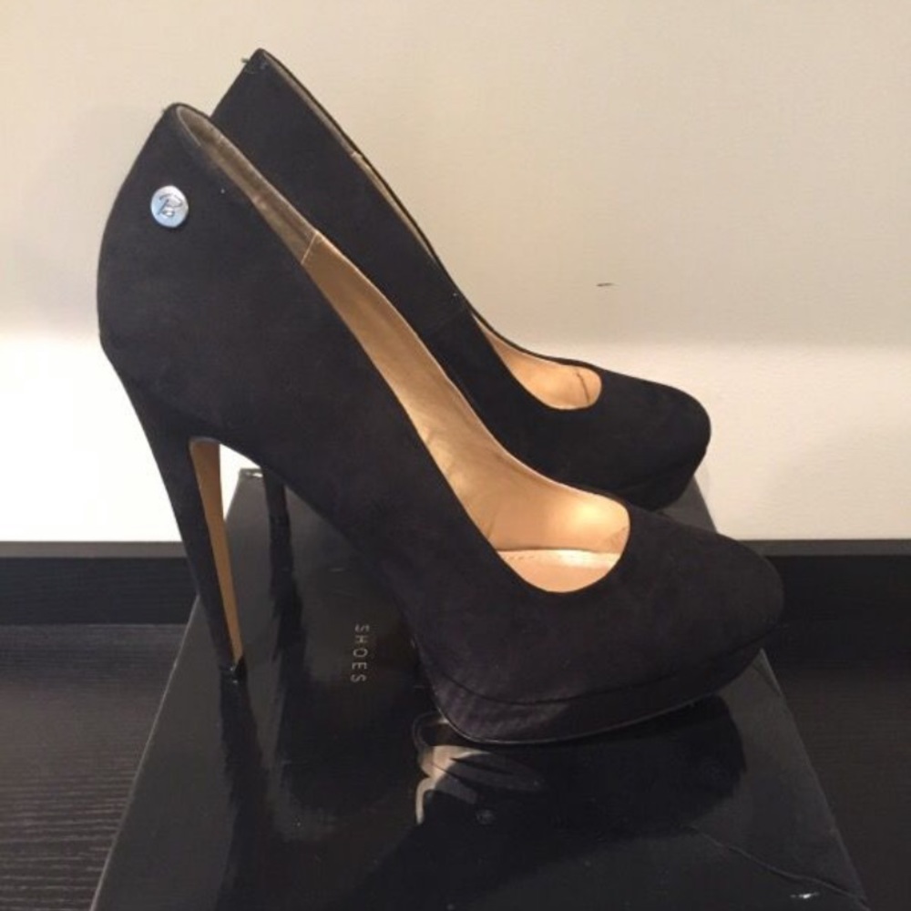 Blink Platform Court Heels- Black Heels